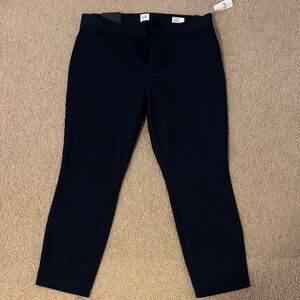 GAP Navy Cropped Ankle Pants — Slim Straight